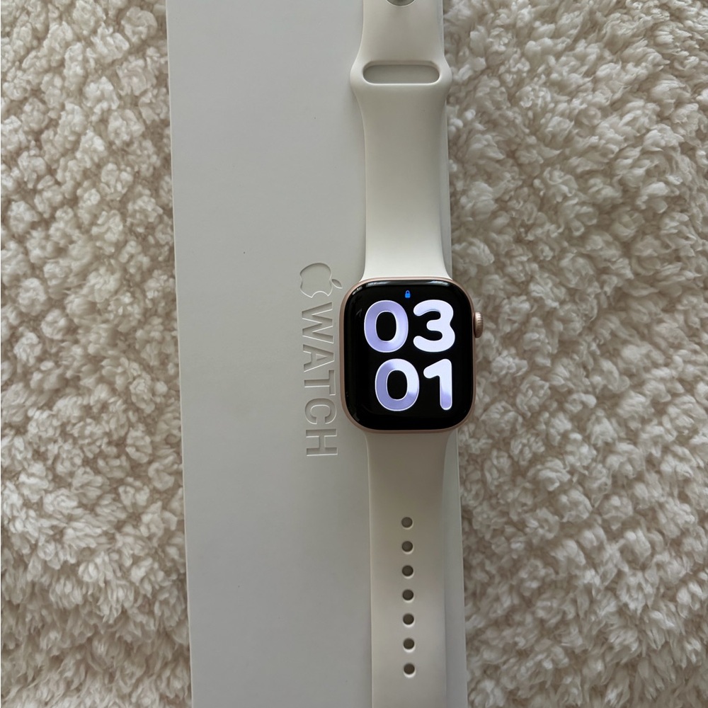 Series 10 Apple Watch rose gold 42mm